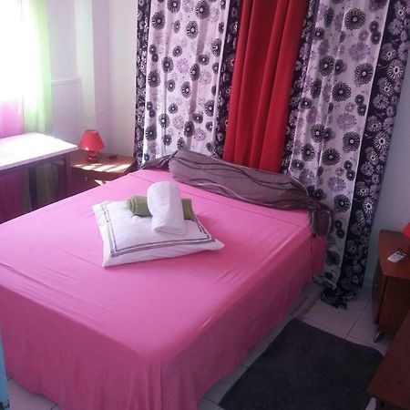 Mapi des Iles - chambre chez l'habitant Le Gosier  Extérieur photo