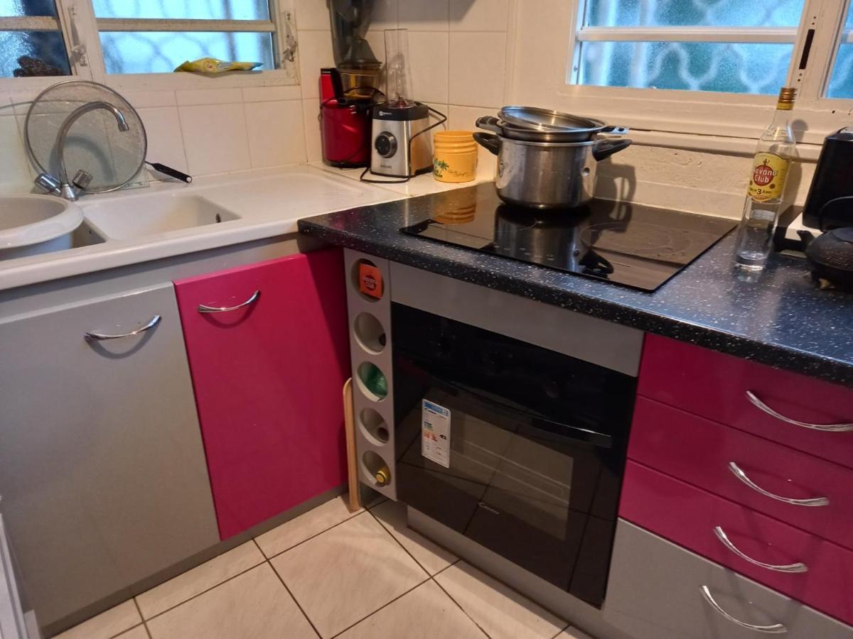 Mapi des Iles - chambre chez l'habitant Le Gosier  Extérieur photo