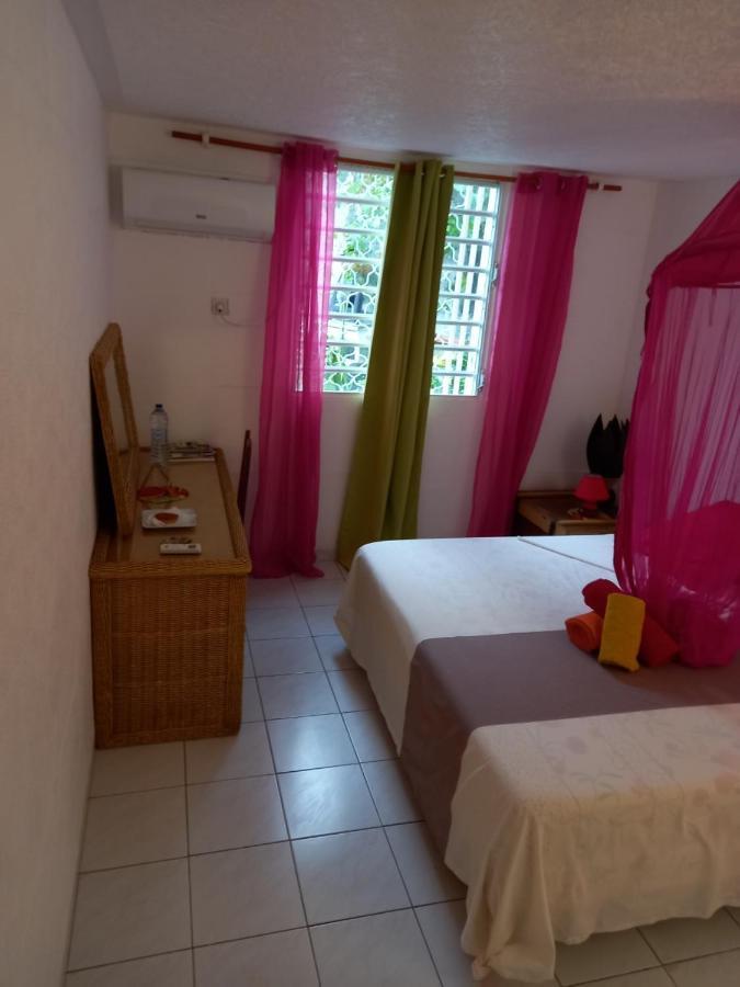 Mapi des Iles - chambre chez l'habitant Le Gosier  Extérieur photo