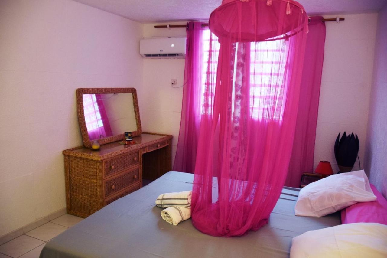 Mapi des Iles - chambre chez l'habitant Le Gosier  Extérieur photo